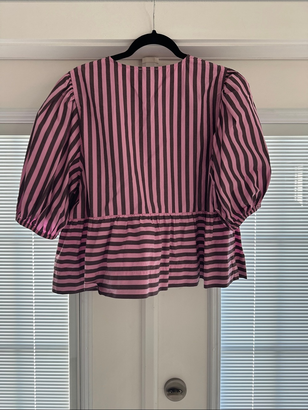 Ganni Pink and Black Striped Peplum Top with Front Ties size 44 - Picture 4 of 4